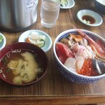 ミックス丼1500円②