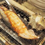 磯丸水産 - イカの浜焼き