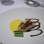 レストラン サンパウ - AMADAI：アマダイ
      サフランとレモンソース、黒にんにく、キノア