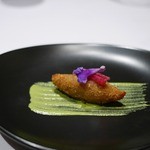 レストラン サンパウ - 比内地鶏のクロケッタ デーツ、紅くるり大根