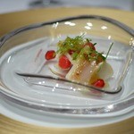 レストラン サンパウ - ミニモッツァレラ、ラディッシュ、ザクロ