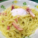 サイゼリヤ - 半熟卵のカルボナーラ￥568