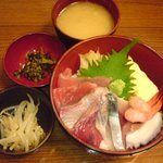 めぐみ鮨 - 海鮮丼