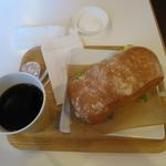 スクエアラウンジ