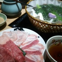 瓢嘻 赤坂店 - 初めて行ったとき食べたしゃぶしゃぶ。旨さに感動しました。