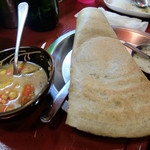 南インド料理 なんどり - ペサラットウ　緑豆のクレープ　