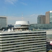 ひつまぶし名古屋備長 マロニエゲート銀座1店 - 窓側の席から見える有楽町の景色