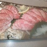 炭火焼肉暖 - 馬タン刺し
