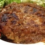 炭火焼 ワインバル Lom - 【H28.2.4】前橋T-1グランプリ出展作品「上州麦豚と赤城和牛の群馬コラボハンバーグ！680円」。