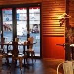 炭火焼 ワインバル Lom - 【H28.2.4】全く贅沢ではないですが場の空気で居心地のよい店内。