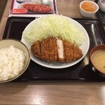 とんかつ 坂井精肉店 - 肉厚ロースかつ定食