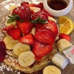 Cafe Kaila - Buttermilk Pancakes w/bananas&strawberries