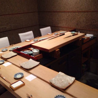 銀座 鮨 かねさか 本店 - カウンター席