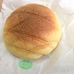 友永パン屋 - メロンパン　90円