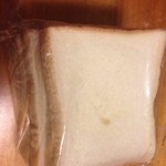 友永パン屋 - 食パン　1/4本　140円