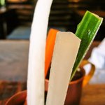 からいからいポテトカレーにつく「野菜スティック」