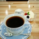 カフェ メゾン ヴォイス Cafe Maison Voice 古泉 カフェ 食べログ