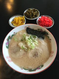 一休軒 - 一休軒 呉服元町店(佐賀県佐賀市呉服元町)ラーメン 600円