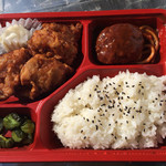 ラコッションローゼ - 唐揚げとミニハンバーグ弁当