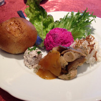 Russian Restaurant ROGOVSKI 銀座 - 前菜とサラダの盛り合わせ