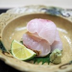 麻布十番 ふくだ - 喉黒の焼き霜
      