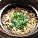 麻布十番 ふくだ - 帆立としめじの炊き込みご飯
      