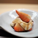 麻布十番 ふくだ - 苺　きな粉味のマスカルポーネ　黒蜜