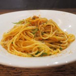 マザーズ - 紅ズワイガニと長ネギのペペロンチーノ