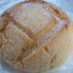 野麦屋 - 【メロンパン１６８円】は人気の看板パンの一つ。