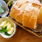 ガーデンレストラン 風舎 - パン＆たっぷりバター