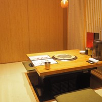 焼肉トラジ - 個室スペースを一人で贅沢に。