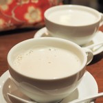 HONG KONG SWEETS 果香 - 温かいタピオカドリンク(ココナツミルク)