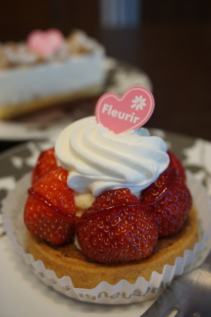 パティスリー フルリール Ptisserie Fleurir 摂津市 ケーキ 食べログ
