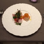 オルティーヴォ - 鯛のマリネと帆立貝柱のタルタル、季節野菜のサラダ(^-^)