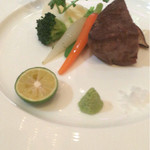 シャングリ・ラ ホテル 東京 - 麻生牛