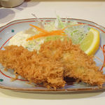 とん太 - 牡蠣フライ