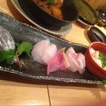 刺身3種盛りに寒グレの白子を足してもらった