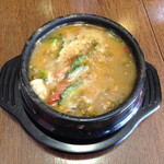 フィリピンレストラン ＡＴＥ - GINISANG MUNGGO(豚肉・海老・ゴーヤー・もやし豆のスープ)