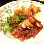 小料理 雅 - 牛ロースステーキ。おかわりしたいくらいでした。