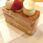 Luce Dining+ - ミルフィーユケーキ