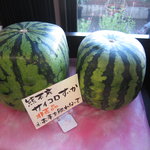 フルーツガーデン シン・サン - さいころスイカ