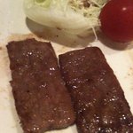 かなやま - 飛騨５等牛の網焼き　これもウマイ！