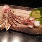 手打ちそば八轟 - 刺身盛合せ(太刀魚焼霜、タコ吸盤)