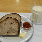 ローズベーカリー - カンパーニュ、有機豆乳