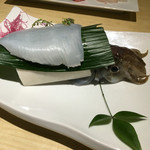 瀬里奈 - 泳ぎはりイカの刺身   食べ終わる頃まで足を動かしてました(^_^;)