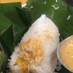 Noi Thai Cuisine - カレーかけます