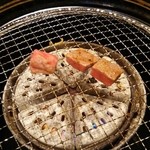 味蔵天国 - 焼きすぎないように…焼き色が付いたら他の面を…。