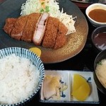 矢田かつ - 六白黒豚ロースかつ定食