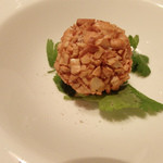 東京チャイニーズ 一凛 - 海老すり身、タロイモ、ユリ根のピーナッツ揚げ(2016/1)