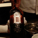 東京チャイニーズ 一凛 - どうぞ～と試飲させてくださった紹興酒(2016/1)